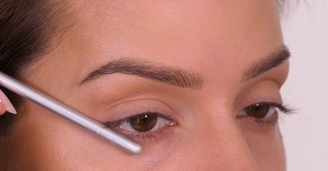 How to Do Winged Eyeliner in 3 Easy Steps for Beginners Winged Eyeliner For Beginners, How To Do Winged Eyeliner, Winged Liner Tutorial, Liner Tutorial, Winged Eye, Eyeliner For Beginners, Applying False Eyelashes, Types Of Eyes, Eye Makeup Pictures