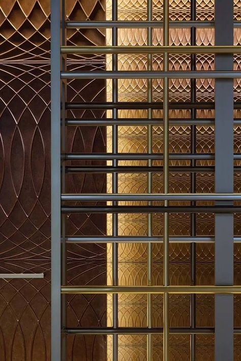 Room Deviders, Lattice Screen, Hotel Lobby Design, Parametric Design, Metal Screen, Architectural Photography, Furniture Details, Public Spaces, Screen Design