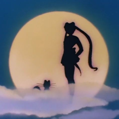 Sailor moon lq icon Sailor Moon Pfp, Saylor Moon, Disney Au, Moon Icon, Arte Sailor Moon, Sailor Moon Stars, Moon Aesthetic, Sailor Moon Usagi, Sailor Moon Aesthetic