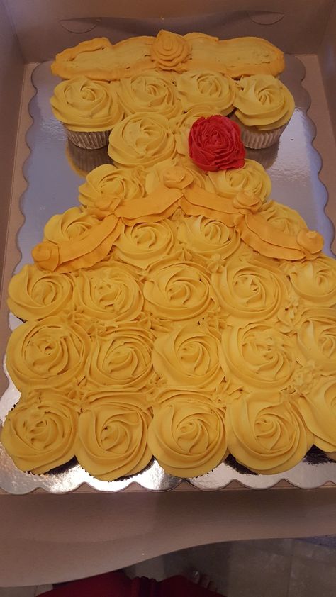 Belle dress pull apart cake. All buttercream frosting. Inspired by Cakes by Christy. Disney Princess Party Food, Princess Party Food, Beauty And The Beast Dress, Belle Birthday Party, Beauty And Beast Birthday, Pull Apart Cake, Beauty And The Beast Theme, Belle Birthday, Pull Apart Cupcakes