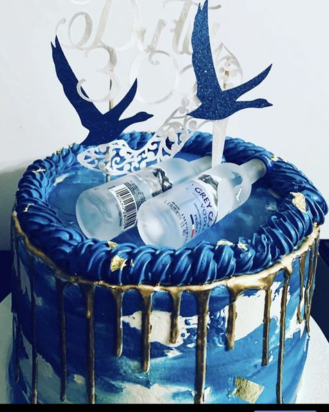 Cake With Alcohol Bottles On Top, Grey Goose Cake, Goose Cake, Healthy Baking Alternatives, Sugar Free Pastries, Alcohol Birthday Cake, Alcohol Cake, 18th Birthday Party Themes, Vegan Pastries