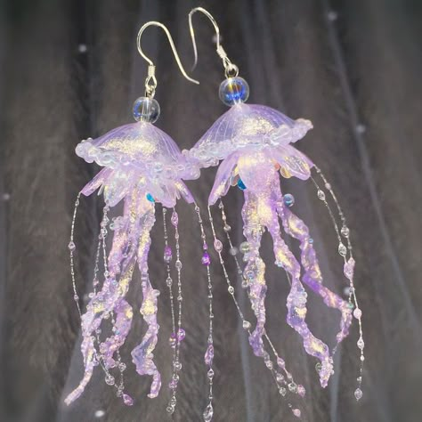 Fish Earing, Jellyfish Earring, Purple Jellyfish, Jellyfish Earrings, Fish Earrings, Seni Dan Kraf, Purple Birthday, Jelly Fish, Ear Clips