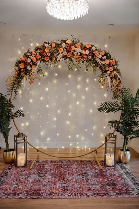 Diy Backdrop For Engagement Party, Decorations For Home Wedding, Easy Decoration Ideas For Wedding, Simple Background For Wedding, Wedding Decor At Home Simple, Wedding Decorations For Home, Home Wedding Decor Ideas, In House Wedding Decor, Simple Flower Stage Decoration