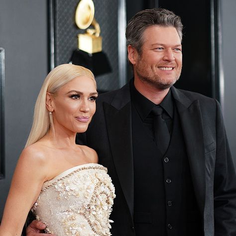 Gwen Stefani Wedding Dress, Old Country Music Singers, Blake Shelton Wedding, Gwen Stefani Wedding, Blake Shelton And Gwen Stefani, Gwen Stefani And Blake Shelton, Corset Top Dress, Wolford Bodysuit, Blake Shelton Gwen Stefani