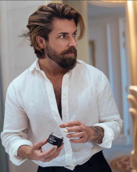 Long Beard Styles For Men Indian, Kochi Hairstyles, Mens Hairstyles With Beard Medium, Medium Long Hair Styles Men, Haircuts For Medium Hair Men, Indian Beard Style, Stylish Pose, Short Hair With Beard, Guys Grooming