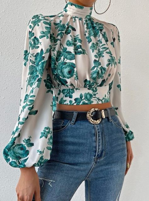 Classy Blouses, Stylish Tops For Women, Blouse Casual Fashion, Women Blouses Fashion, Fashion Tops Blouse, Classy Dress Outfits, Classy Casual Outfits, Shirts Design, Modest Fashion Outfits