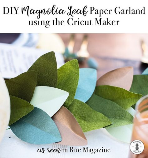 Diy Thanksgiving Table Decor, Paper Garland Diy, Diy Cricut Projects, Thanksgiving Decorations Diy Table, Diy Fall Ideas, Magnolia Leaf Garland, Magnolia Garland, Diy Crafts Vintage, Magnolia Leaf