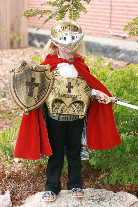 Full Armor of God... CT would love this... great family night idea!! Armor Of God Costume, God Costume, Armour Of God, Reformation Day, Christian Soldiers, Belt Of Truth, Full Armor Of God, Themed Halloween Costumes, Shield Of Faith