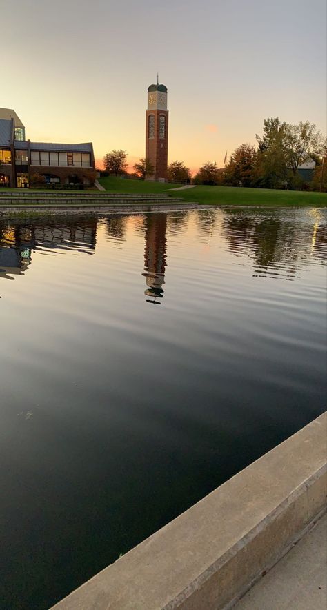 Zumberge Pond at GVSU at sunset! Grand Valley State University Aesthetic, Grand Valley State University, State University, University