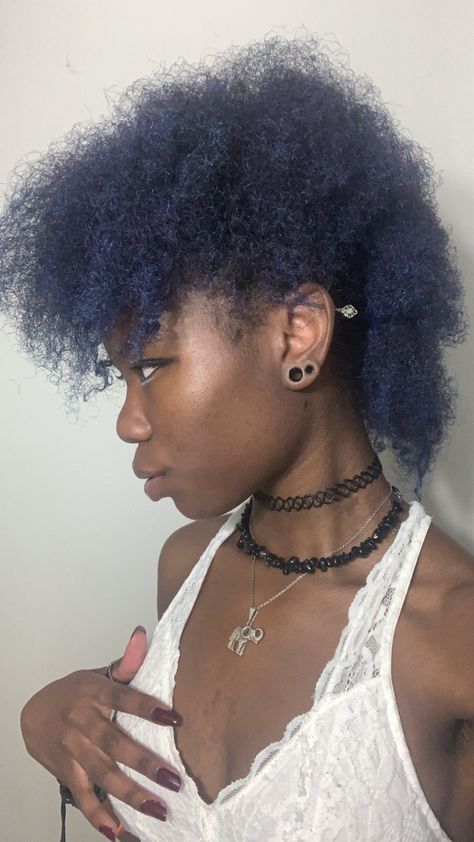 Undercut 4c Hair, Afro Punk Hairstyles, Loc Mohawk, Afro Mohawk, Appearance Aesthetic, Fro Hawk, Big Chop Hairstyles, Afro Styles, Punk Hairstyles