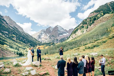 Aspen Colorado Wedding, Maroon Bells Colorado, Destination Wedding Budget, Bells Wedding, Mountain Wedding Photos, Colorado Mountain Wedding, Colorado Fall, Aspen Wedding, Maroon Wedding