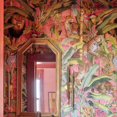 Maximalist Jungle Bathroom, Pink Jungle Aesthetic, Pink Air Bnb, Jungalow Wallpaper, Pink Tropical Wallpaper, Pink Jungle Wallpaper, Country Girl Rooms, Wall Paper Interior, Leopard Home Decor