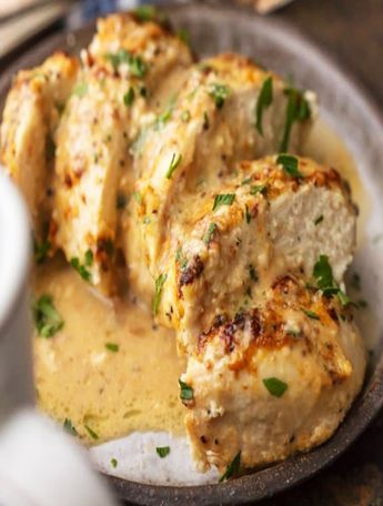 Baked Caesar Chicken Caesar Dressing Chicken, Baked Caesar Chicken, Melt In Your Mouth Chicken, Caesar Chicken, Sour Cream Chicken, Simple Chicken, Chicken Entrees, Baked Chicken Breast, Chicken Dishes Recipes