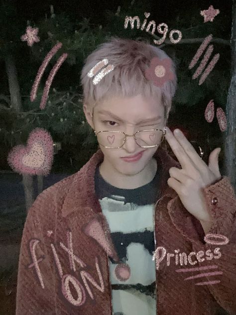 Ateez Doodle Art, Mingi Ateez Drawing, Ateez Doodle, Princess Mingi, How To Draw Sans, Ateez Aesthetic, Punk Rock Princess, Pirate Boy, Wallpaper Notebook