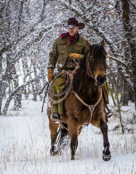 Winter in Wyoming Red Bubble Cowboy Pictures, Real Cowboys, Wilde Westen, Cowboy Girl, Cowboy Horse, Western Life, Cowboys And Indians, Cowboy Art, Ranch Life