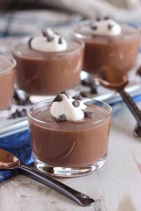 The Very Best Chocolate Pudding | TheSuburbanSoapbox.com Desserts With Chocolate, Chocolate Pudding Recipe, Homemade Chocolate Pudding, Chocolate Pudding Recipes, Homemade Pudding, Protein Pudding, Ayam Bakar, Silken Tofu, Mousse Recipes