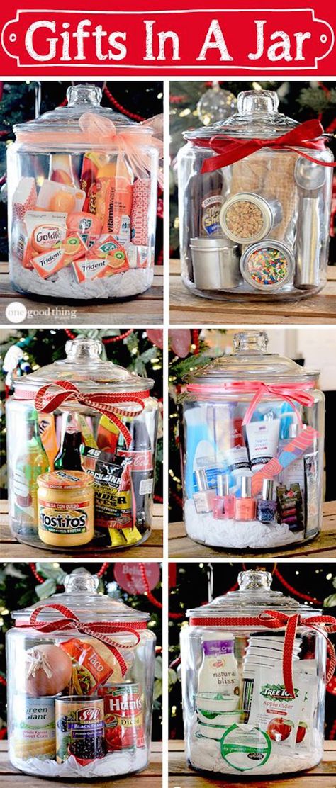 The 11 Best DIY Anytime Gifts ขวดโหล Mason Jar, Christmas Gifts In A Jar, Gifts In A Jar, Gift Jar, Navidad Diy, Cadeau Diy, Crafty Gifts, Pretty Christmas, Inexpensive Gift