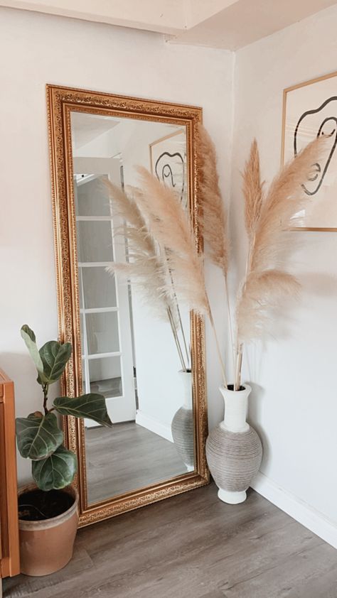 Plants Living Room, Raffia Mirror, Cafe Aesthetics, Arch Designs, Home Interior Ideas, Arch Design, Design For Home, Home Entrance Decor, Living Room Mirrors