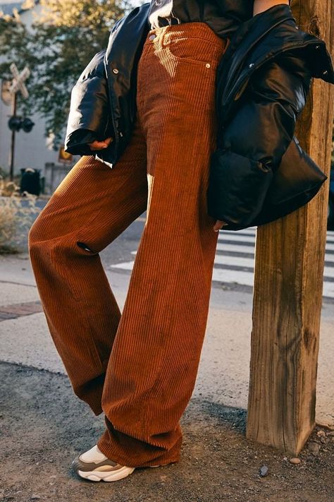 Levi’s Ribcage Corduroy Wide-Leg Pant Corduroy Pants Outfit, Pant Trends, Looks Street Style, Wide Leg Pant, Corduroy Pants, Vintage Aesthetic, Dungarees, Puffer Coat, Pants Outfit