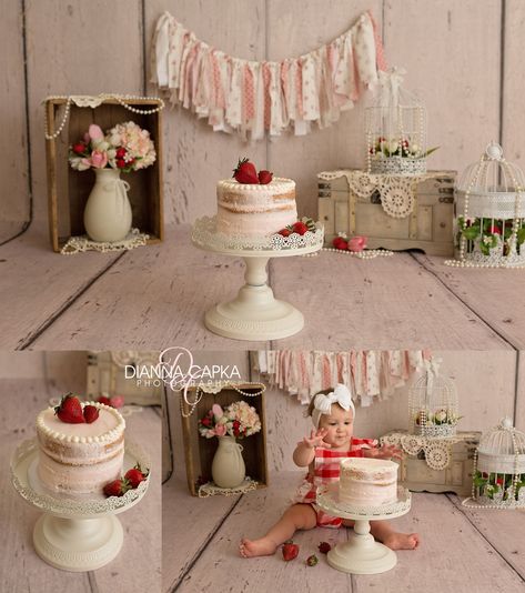 Strawberry Smash Cake Photoshoot, Vintage Strawberry Birthday Party, Strawberry Cake Smash Photography, Vintage First Birthday Girl, Daisy Cake Smash, Strawberry Cake Smash, Pink Cake Smash, Cake Smash First Birthday, Cake Smash Theme