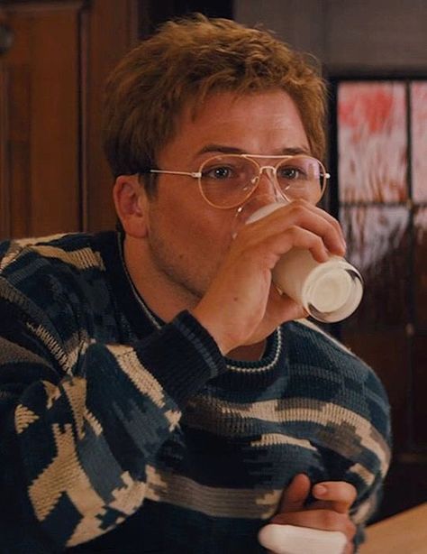 Eddie The Eagle Taron Egerton, Taron Egerton Tumblr, Alastor Moody, Taren Egerton, Taron Edgerton, Eggsy Unwin, Taron Egerton Kingsman, Eddie The Eagle, Drinking Milk