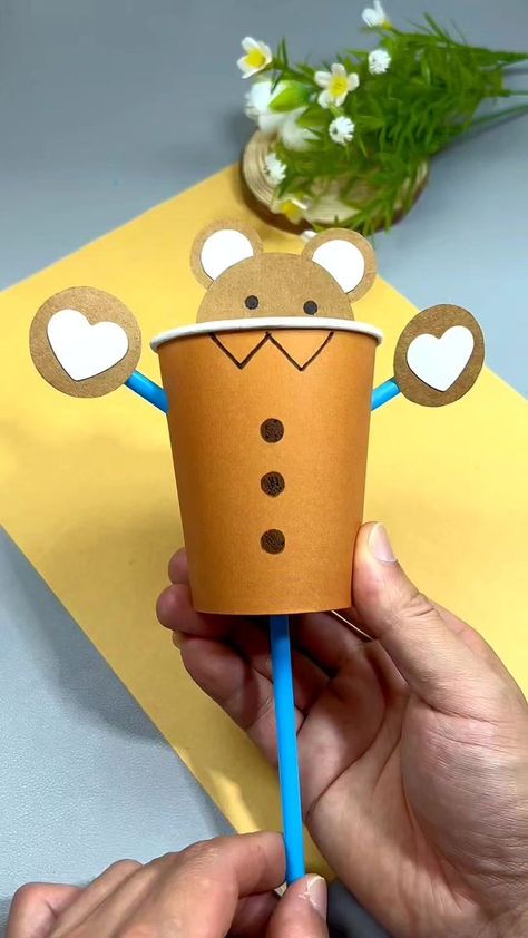 Use paper cups and straws to make a dancing bear that can also hide and seek. Have fun with your children! #parentchild #handicraft #handmade #diy #kindergarten #handicraft #papercup #handicraft #homemade #toys paper craft ideas | paper craft ideas | paper craft ideas · Original audio Crafts Using Paper Cups, Craft Ideas Paper, Paper Cup Crafts, Diy Kid Activities, Handmade Kids Toys, Straw Crafts, Bear Cup, Children Crafts, Paper Craft Ideas