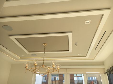 Celing Roof Design, Pop Design For Roof, Simple False Ceiling Design, House Ceiling, New Ceiling Design, Ceiling Lamps Living Room, Pop Ceiling, Pop False Ceiling Design, Pop Ceiling Design