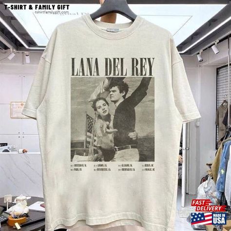 Lana Del Rey Couple Tshirt Sweatshirt Hoodie T-Shirt Check more at https://tshirtfamilygift.com/product/lana-del-rey-couple-tshirt-sweatshirt-hoodie-t-shirt/ Lana Del Rey Couple, Lana Del Rey Shirt, Lana Del Rey Concert, Digital Closet, Lana Del Ray, New Wardrobe, Oversized Shirt, Oversized Tshirt, Concert Outfit