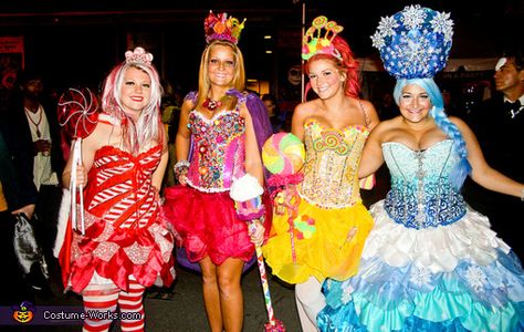 Candyland Characters Costume - Halloween Costume Contest via @costumeworks Candyland Characters, Creative Group Costumes, Girlfriend Group, Candy Land Costumes, Girl Group Halloween Costumes, Diy Group Halloween Costumes, Candy Costumes, Costume Works, Diy Kostüm