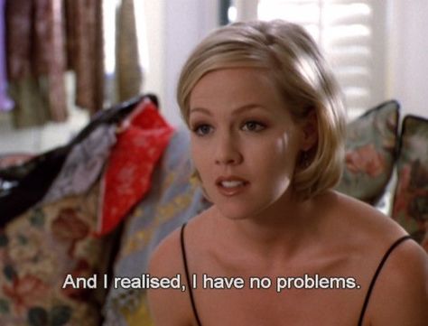 Jennie Garth a.k.a. Kelly Taylor with shorter hair on Beverly Hills, 90210 Jennie Garth 90210, Kelly Taylor, Jennie Garth, Shorter Hair, Beverly Hills 90210, 90s Looks, Beauty Hair Makeup, Prom Queens, Shoulder Length Hair