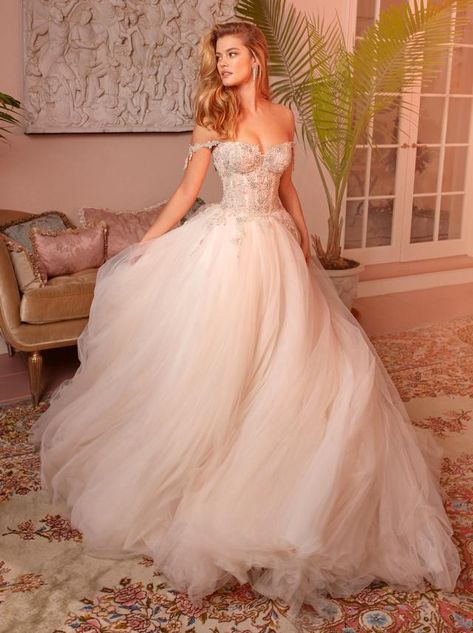 Blush Wedding Dress, Wedding Dresses Blush, Galia Lahav, Pink Wedding Dresses, Princess Wedding Dress, A Wedding Dress, Wedding Dress Couture, Wedding Dress Trends, Princess Wedding Dresses