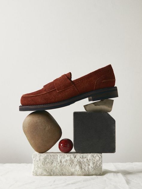 Shoes Photography Creative, Still Life Fashion Photography, Still Life Shoes, Shoe Still Life, Fashion Still Life Photography, Shoes Editorial, Shoes Fashion Photography, Fashion Still Life, Still Life Images