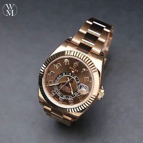 Rolex Wrist Watch, Buy Rolex, Nixon Watch, Breitling Watches, Sky Dweller, Amazing Watches, Watches For Women, Vintage Watches For Men, G Shock Watches