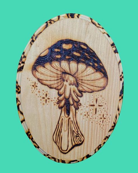 Wood Burning Mushroom Art, Wood Burn Mushroom, Cottagecore Wood Burning, Woodburn Mushroom, Cottage Core Wood Burning, Woodburning Art Ideas, Painted Wood Burning Art, Pyrography Designs Free Printable, Woodburning Ideas Design