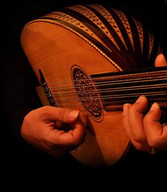 Making stringed lute or oud, or the Arabic countries, common in the Middle East and is one of the oldest musical instruments. About the history and origin of the instrument, there are different opinions. Citing some carved images, its roots in India and some of its origins as Balkh. The median age of this instrument in the Parthian and Sassanian Iran, the Iranians know a lot of it Scanlan Shorthalt, Old Musical Instruments, Tiefling Bard, Different Opinions, Yennefer Of Vengerberg, Vox Machina, Elder Scrolls, Pirates Of The Caribbean, String Instruments