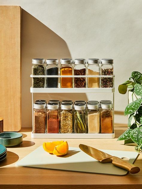 Spice Rack Ideas Best Spice Rack, Spice Rack Ideas, Tiny Shelf, Countertop Spice Rack, 7 Spice, Rental Kitchen, Nutritious Smoothies, Spice Storage, Spice Organization