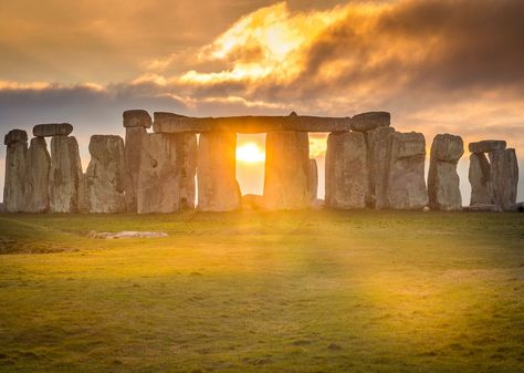 This livestream is going to rock. Summer Solstice Ritual, Summer Solstice Party, Solstice Celebration, Archaeology News, 22 December, First Day Of Summer, English Heritage, Wish You Were Here, Yorkshire Dales