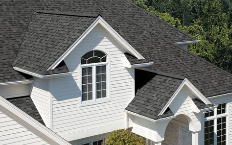 TruDefinition® Duration® Shingles | Owens Corning Roofing Owens Corning Shingles, House Plans Australia, Cedar Shingle Roof, Shingle Colors, Architectural Shingles, Residential Roofing, Roof Colors, Roof Installation, Craftsman Style House Plans