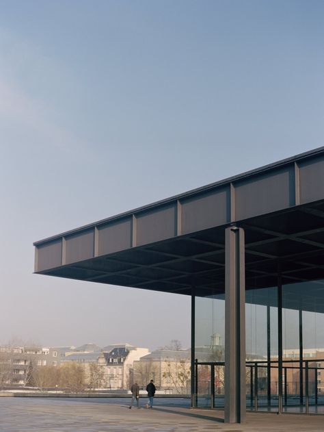 Ludwig Mies van der Rohe, Rory Gardiner, Fabio Candido · Neue Nationalgalerie Miles Van Der Rohe, Rory Gardiner, Museum Courtyard, Ludwig Mies Van Der Rohe Architecture, Seagram Building, Architecture Library, Van Der Rohe Architecture, Mies Van Der Rohe Architecture, Barcelona Pavilion