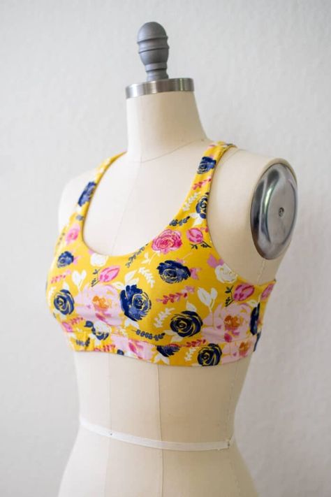 How To Make A DIY Sports Bra - Using a Free Pattern - Melly Sews Vintage Bra Sewing Patterns Free, Sport Bra Pattern Sewing Free, Bra Pattern Free How To Make, Free Bra Sewing Pattern, Bra Making Pattern, Sports Bra Sewing Pattern, Free Bra Pattern, Bra Sewing Tutorial, Bra Making Tutorial