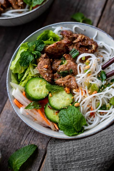 Lemongrass Pork Vermicelli Bowls (Bun Thit Xao Xa) - Cooking Therapy Lemon Grass Pork, Pork Vermicelli, Lemongrass Pork, Seasoned Corn, Vietnamese Pork, Pickled Carrots, Vermicelli Noodles, How To Cook Pork, Pork Ribs