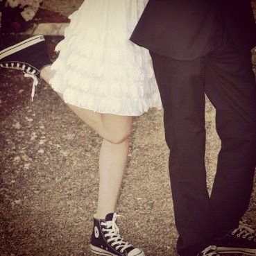 cute Converse Prom, Dress With Converse, Midwest Emo, Me And Bae, Best Classic Cars, Prom Outfits, Prom Shoes, Up Girl, My Vibe