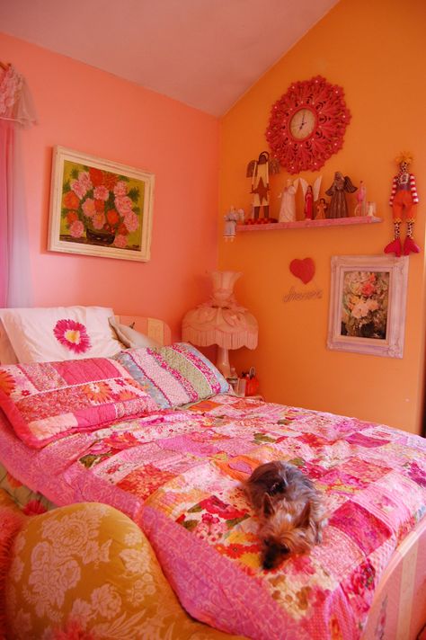 This is a shot of my pink and orange bedroom. I just love my room.
Photo by Emily Ashman. Pink And Orange Bedroom, Urban Bedroom, Preppy Dorm Room, Orange Rooms, Orange Bedroom, Cottage Room, Bedroom Orange, Luxury Bedroom Design, Fall Bedroom