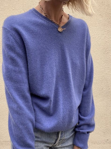 London In February, Periwinkle Sweater, Blue Cashmere Sweater, Tootsie Roll, Periwinkle Blue, Color Of The Year, Pantone Color, Cashmere Sweater, Cashmere Sweaters