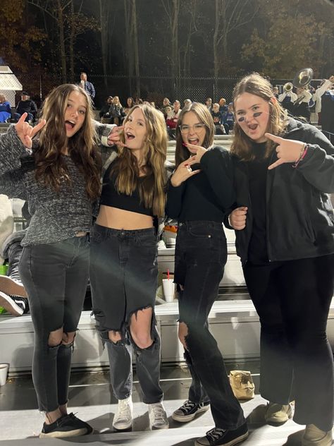 Black outfits gor fall/football games Black Out Outfits, Black Out Outfits For Football Games, Black Out Fnl, Outfits For Football Games, Black Out Football Game Outfits, Black Out Football Game, Spirit Week Outfits, Week Outfits, Wide Leg Pants Women