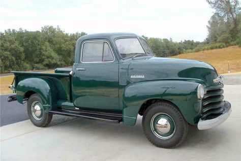 Emerald Green Paint, 1952 Chevy Truck, 1954 Chevy Truck, Green Truck, Chevy Stepside, Pickup Car, Vintage Pickup Trucks, Lifted Chevy Trucks, Lifted Chevy