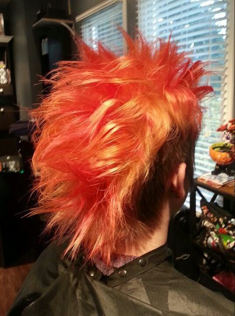 Fire mowhawk Fire Hair, Music Club, Creative Hair Color, Mohawks, Creative Hair, Fluffy Hair, Creative Hairstyles, Dragon Age, Cosmetology