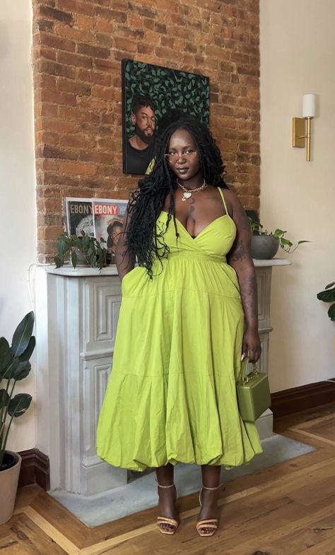 Bright Spring Plus Size, Curvy Girl Dresses Classy, Old Money Outfits Plus Size Summer, Garden Party Outfit Black Women, Summer Outfits Black Woman Mid Size, Wedding Guest Outfit Midsize, Fat Aesthetic Outfit, Plus Size Spring Outfits 2024, Wedding Guest Dress Midsize