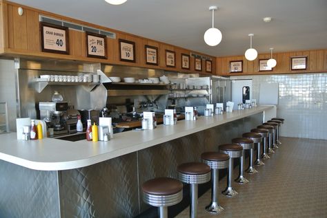 interior waffle house daytime Atlanta Museums, Southern Restaurant, Decatur Georgia, Late Night Food, Waffle House, Trap Music, House Restaurant, House Museum, King Jr