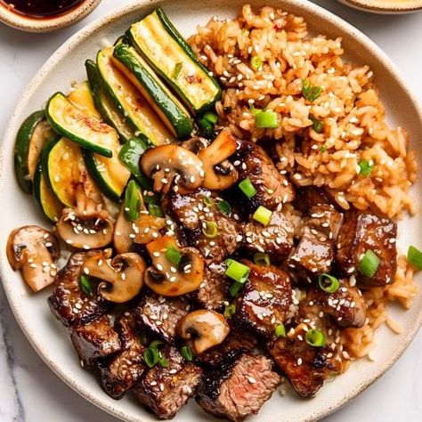 Hibachi Steak Habatchi Recipe, Hibachi Steak Recipe, Japanese Food Hibachi, Hibachi Steak, Hibachi Recipes, Top Dinner Recipes, Hibachi Chicken, Japanese Steakhouse, Gluten Free Meal Plan